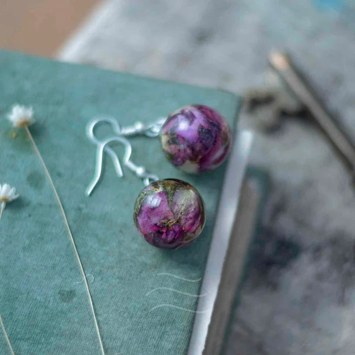 Floral resin Sonnets of Love- Roselet Earrings