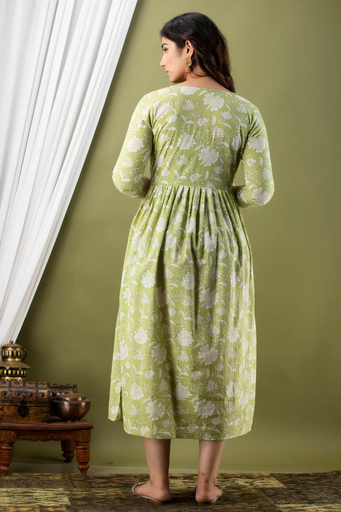 MOMKINS Green Leaf Print Cotton Maternity Feeding Kurti