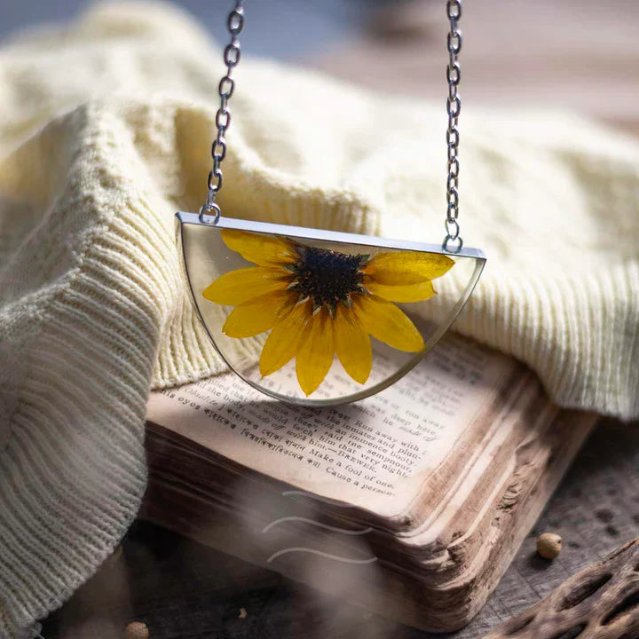 Floral resin  Little Miss Sunshine Neckpiece