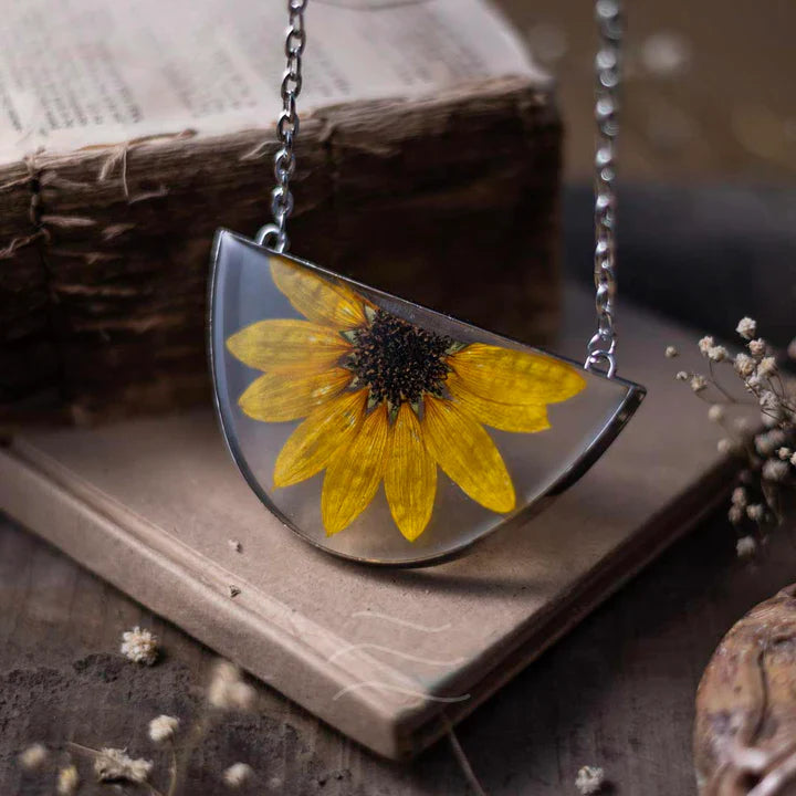 Floral resin  Little Miss Sunshine Neckpiece