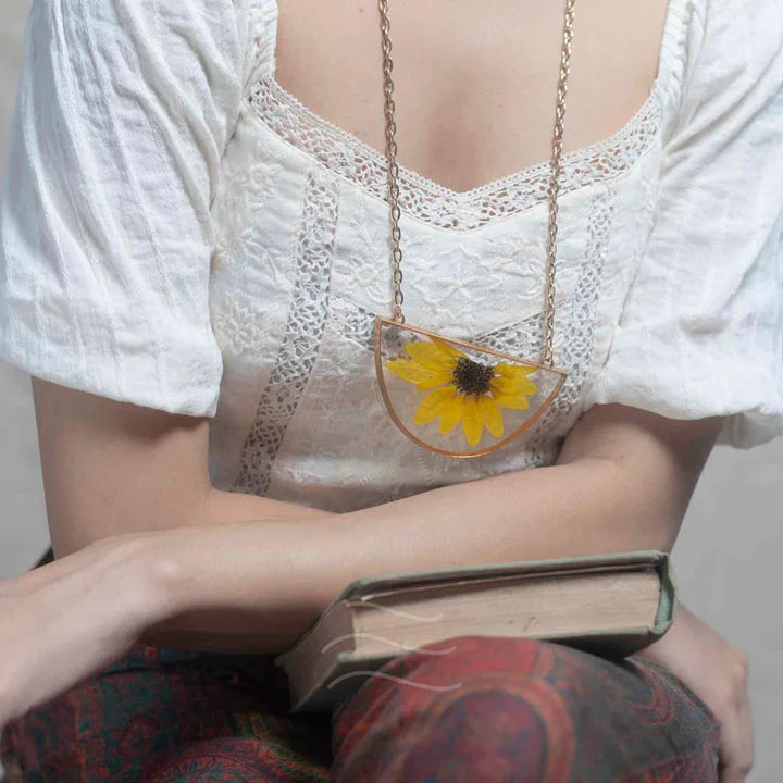 Floral resin  Little Miss Sunshine Neckpiece