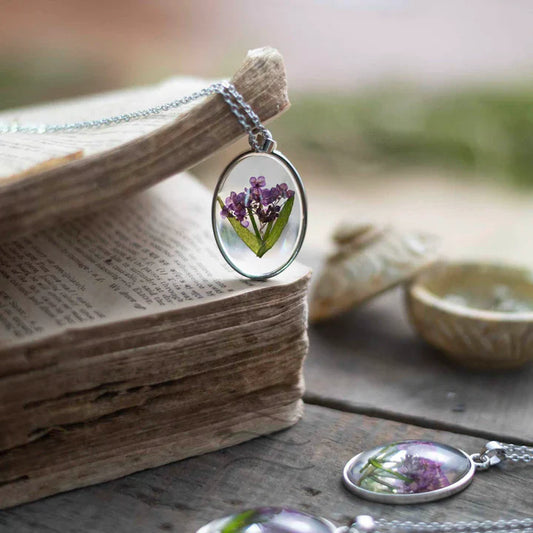 Floral resin Spell of Purple Necklace