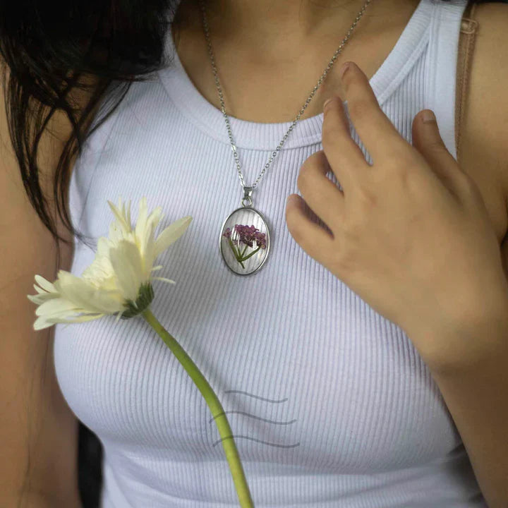 Floral resin Spell of Purple Necklace