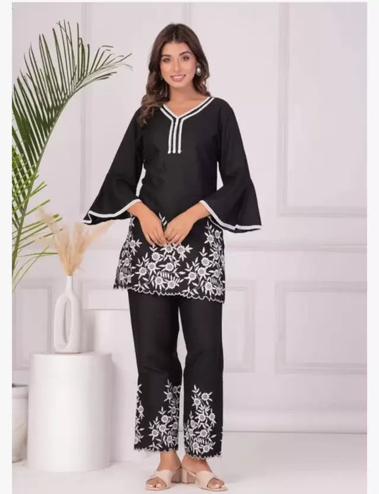 MOMKINS COTTON TOP AND BOTTOM CO ORD SET (Black)