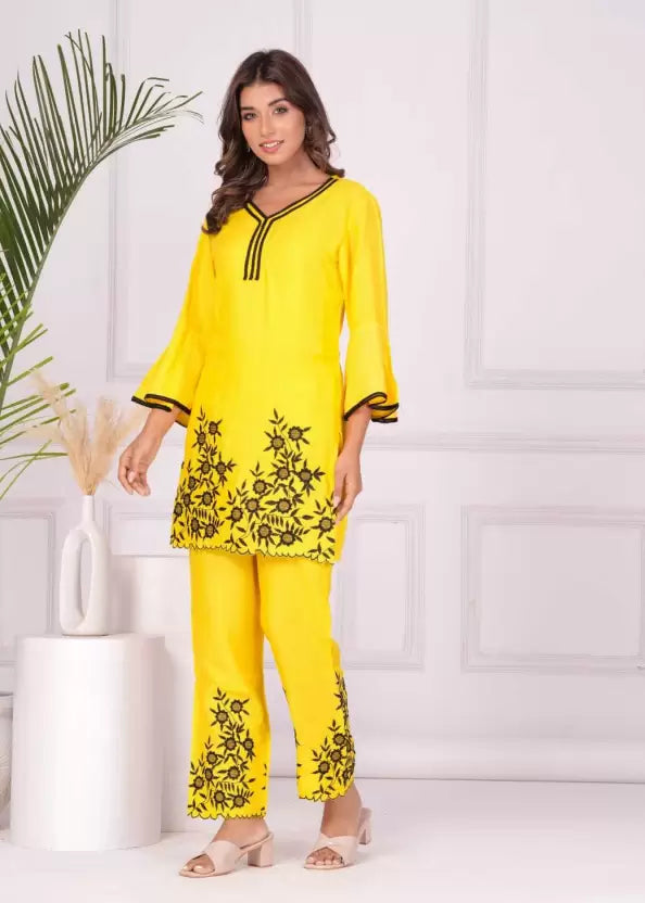 MOMKINS COTTON TOP AND BOTTOM CO ORD SET (YELLOW)